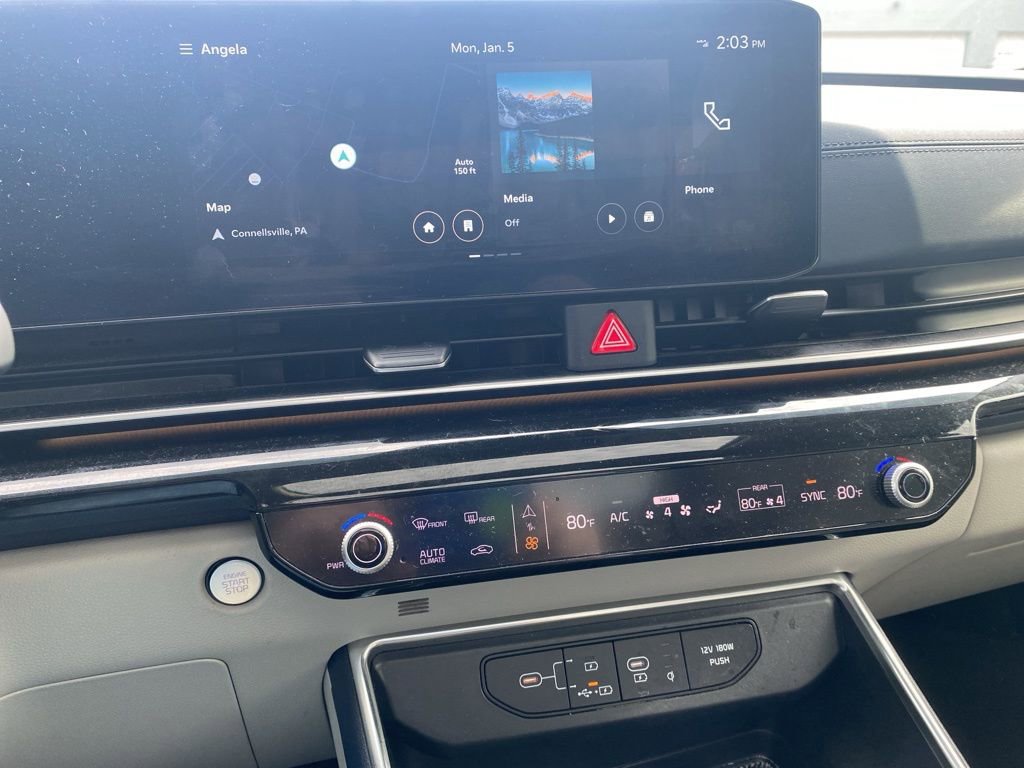 Used 2025 Kia Carnival SX Prestige image 12