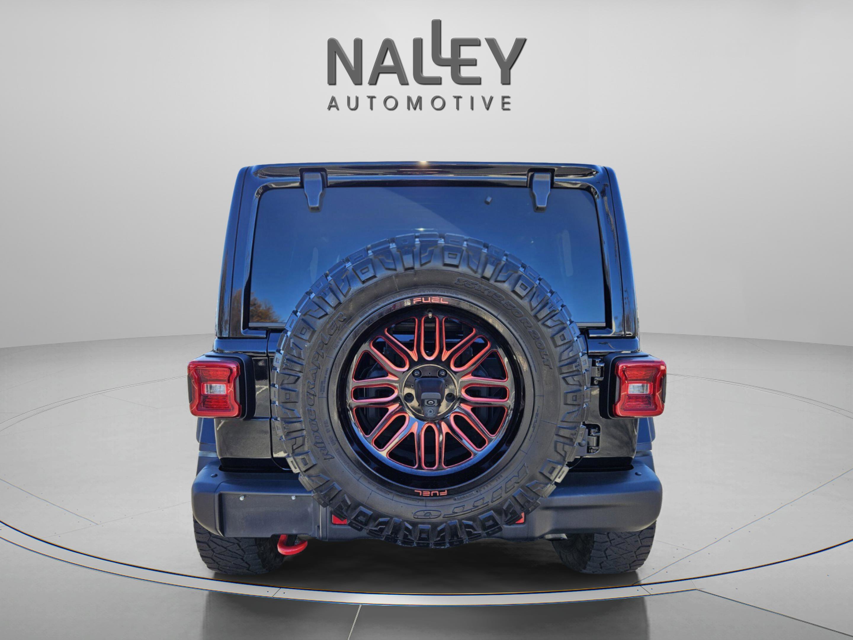 Used 2022 Jeep Wrangler Unlimited Rubicon w/ Xtreme Recon 35" Tire Package image 5