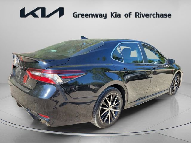 Used 2024 Toyota Camry SE FWD image 6