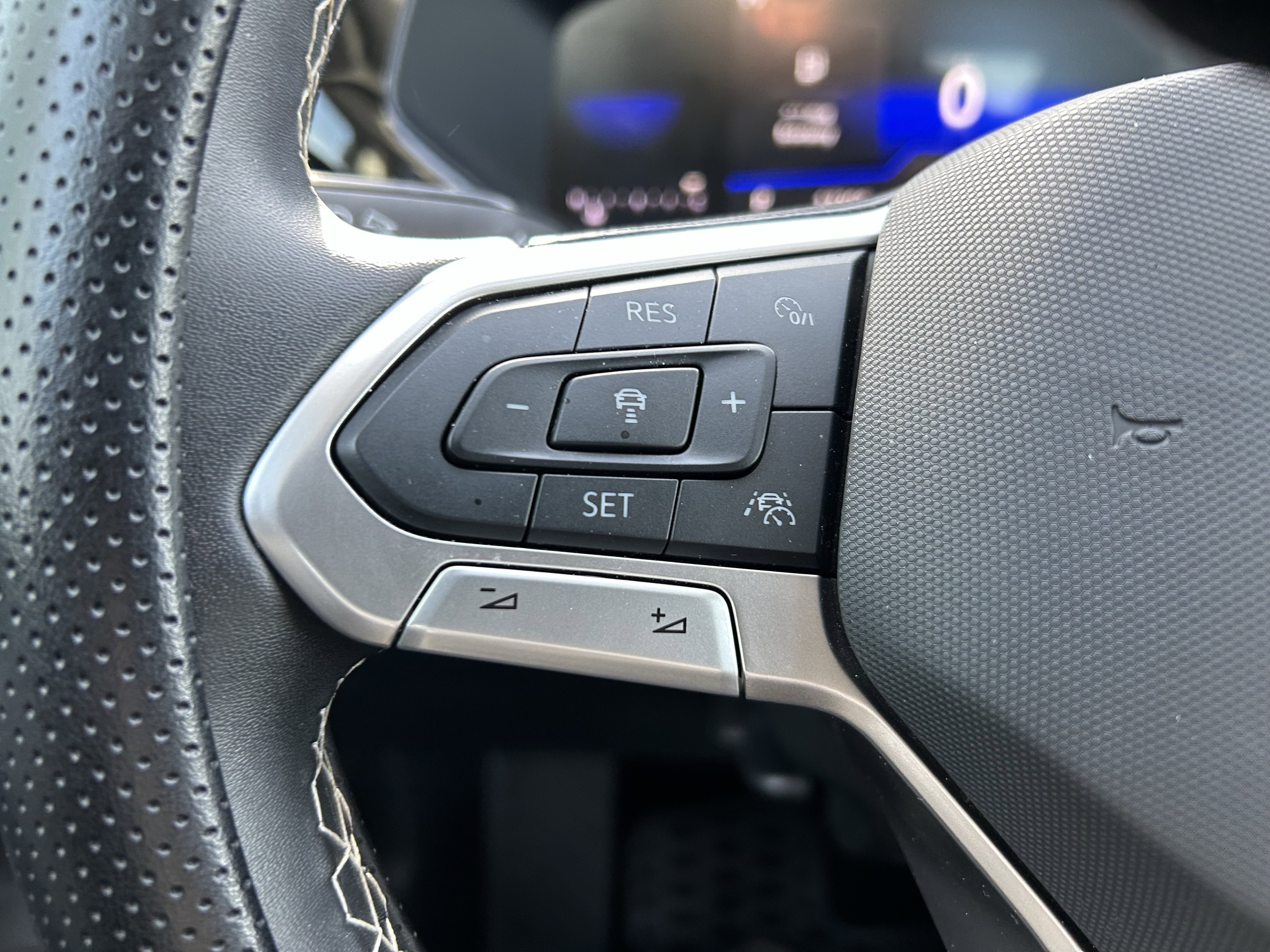 Certified 2024 Volkswagen Taos S image 25