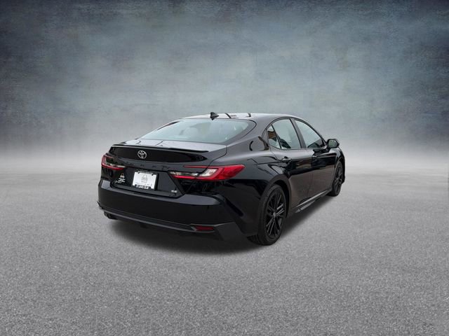 Used 2025 Toyota Camry SE FWD image 5