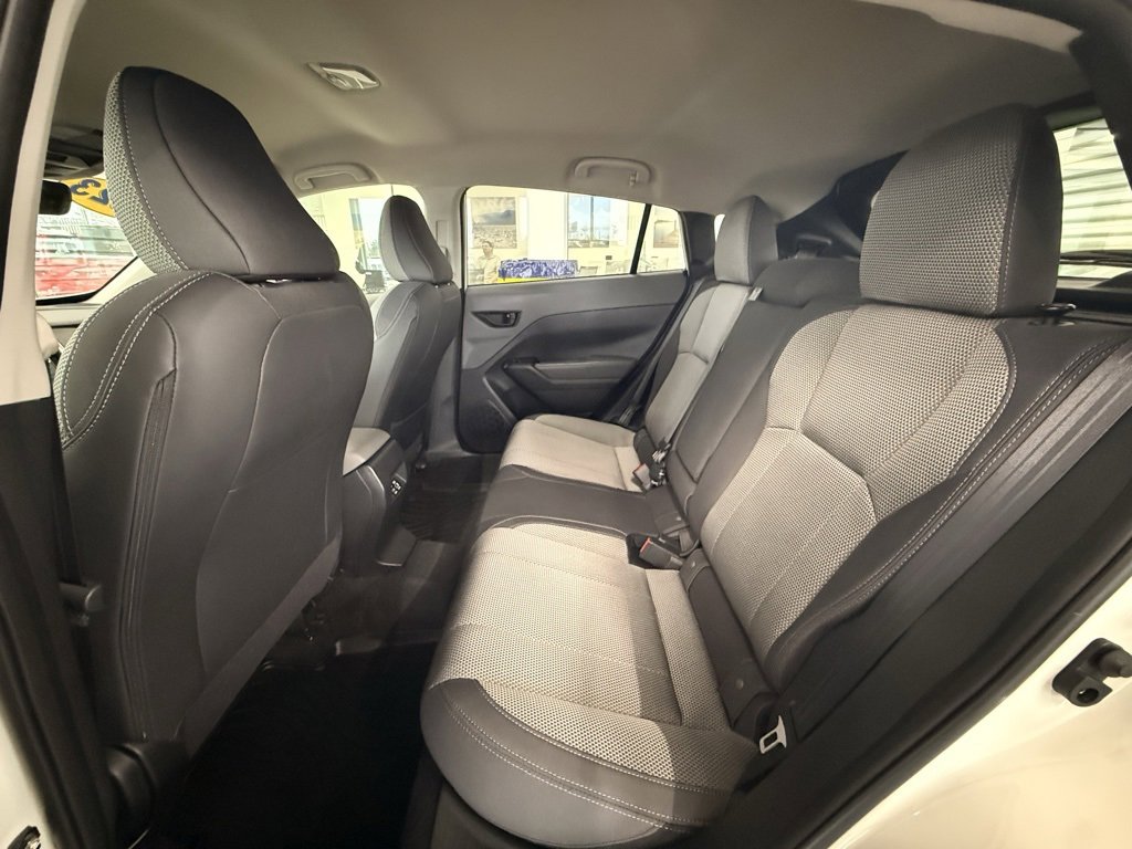 Used 2024 Subaru Crosstrek 2.0i Premium w/ Popular Package #4 image 16
