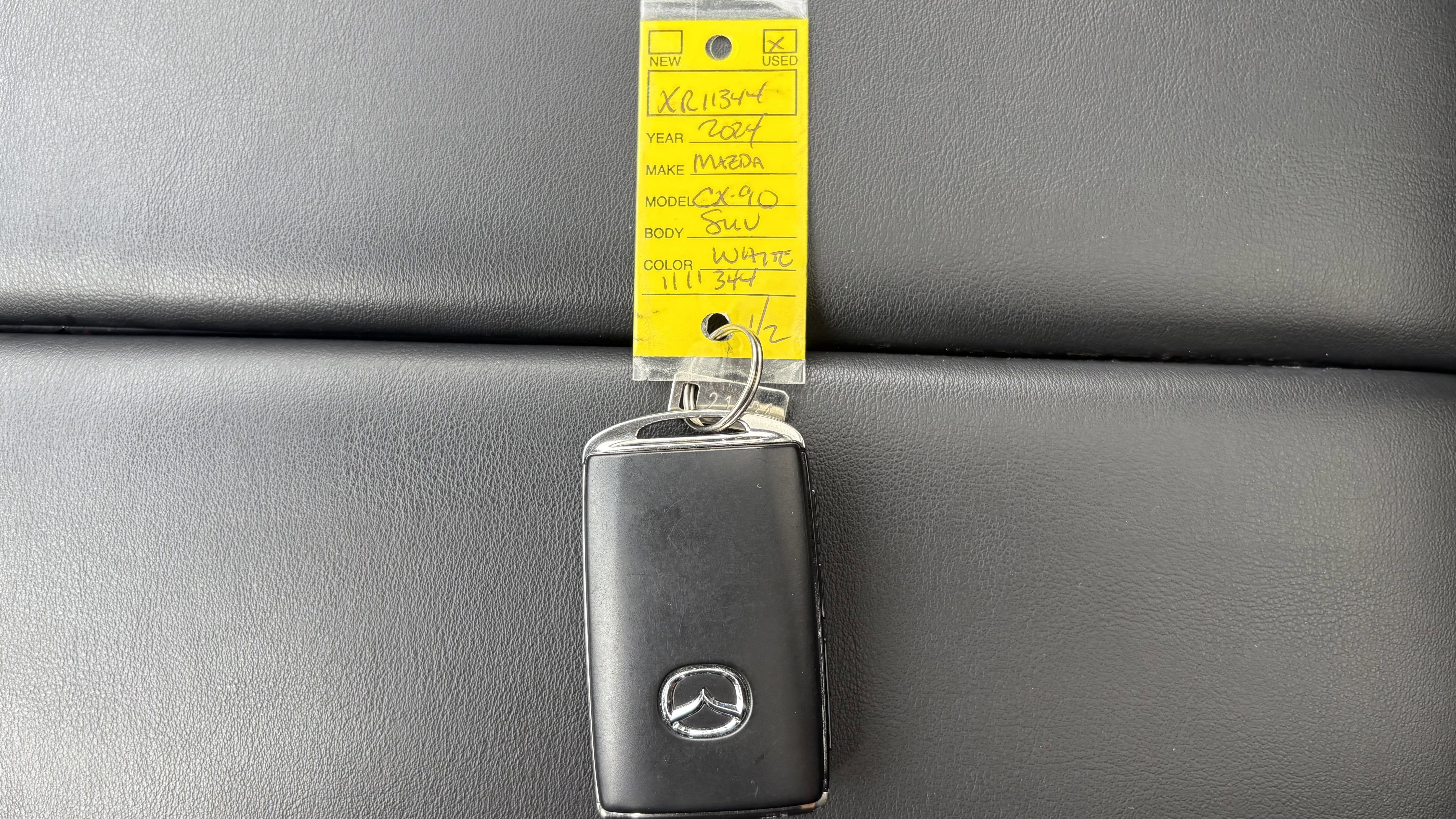 Used 2024 MAZDA CX-90 Plug-In Hybrid w/ Premium Pkg image 36