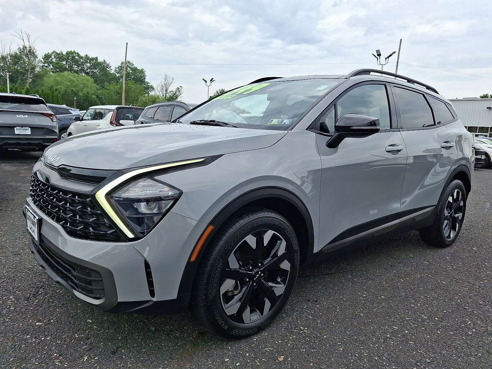 Used 2023 Kia Sportage X-Line w/ X-Line Premium Package image 3