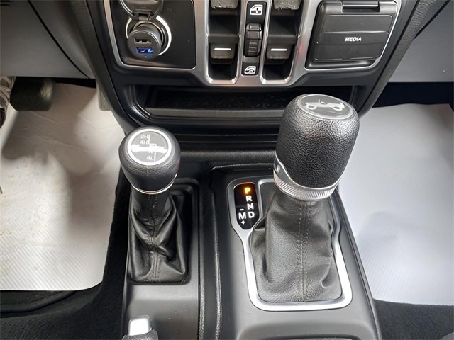 Used 2019 Jeep Wrangler Unlimited Sport w/ Cold Weather Group image 14