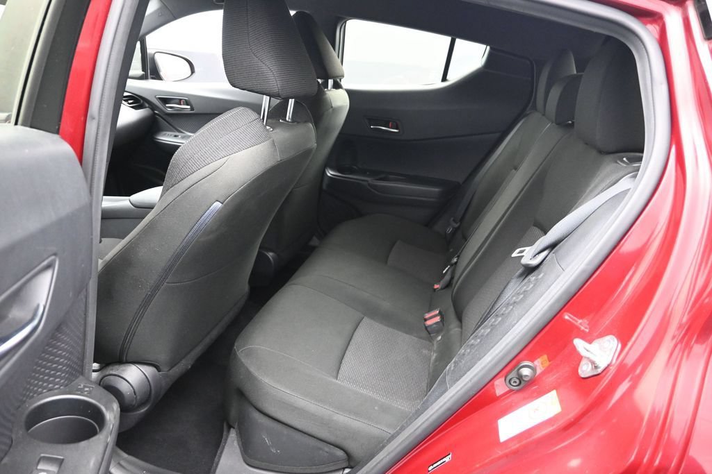 Used 2019 Toyota C-HR LE FWD image 13