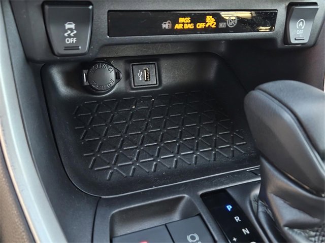 Used 2023 Toyota RAV4 XLE image 24