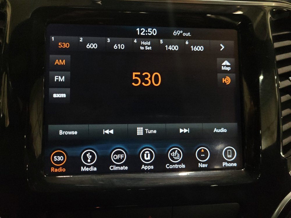 Used 2019 Jeep Cherokee High Altitude AWD/4WD image 25