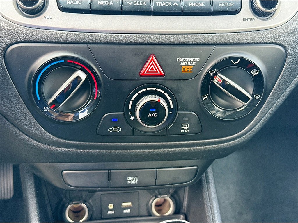 Used 2018 Hyundai Accent SE image 16