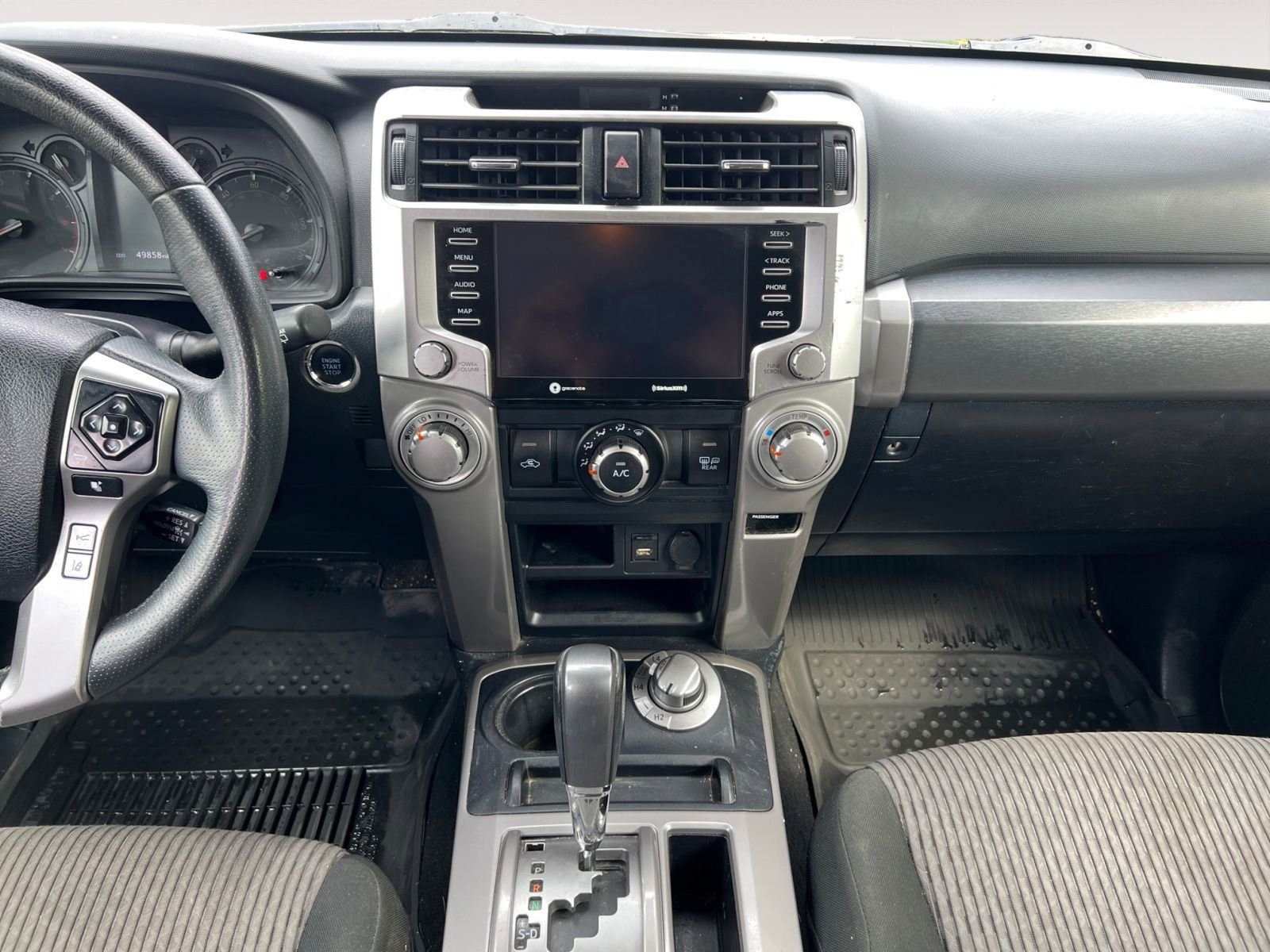 Used 2022 Toyota 4Runner SR5 AWD/4WD image 11