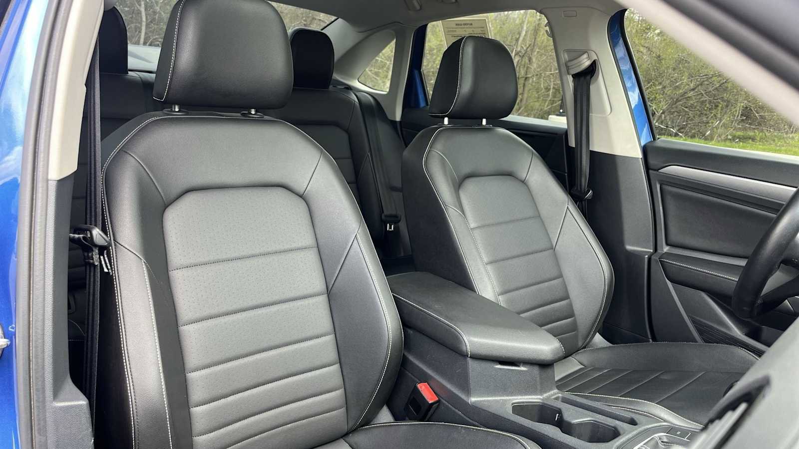 Used 2023 Volkswagen Jetta SE FWD image 36