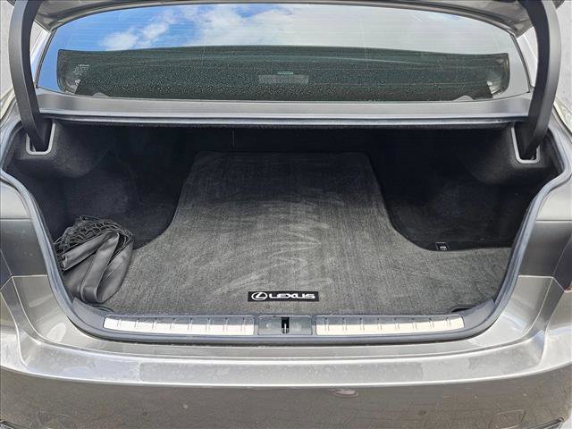Used 2018 Lexus LS 500 F Sport w/ Accessory Package (Z2) image 7