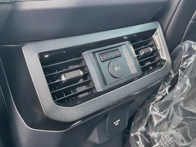 New 2026 Ford F350 Platinum w/ Tremor Off-Road Package AWD/4WD image 19