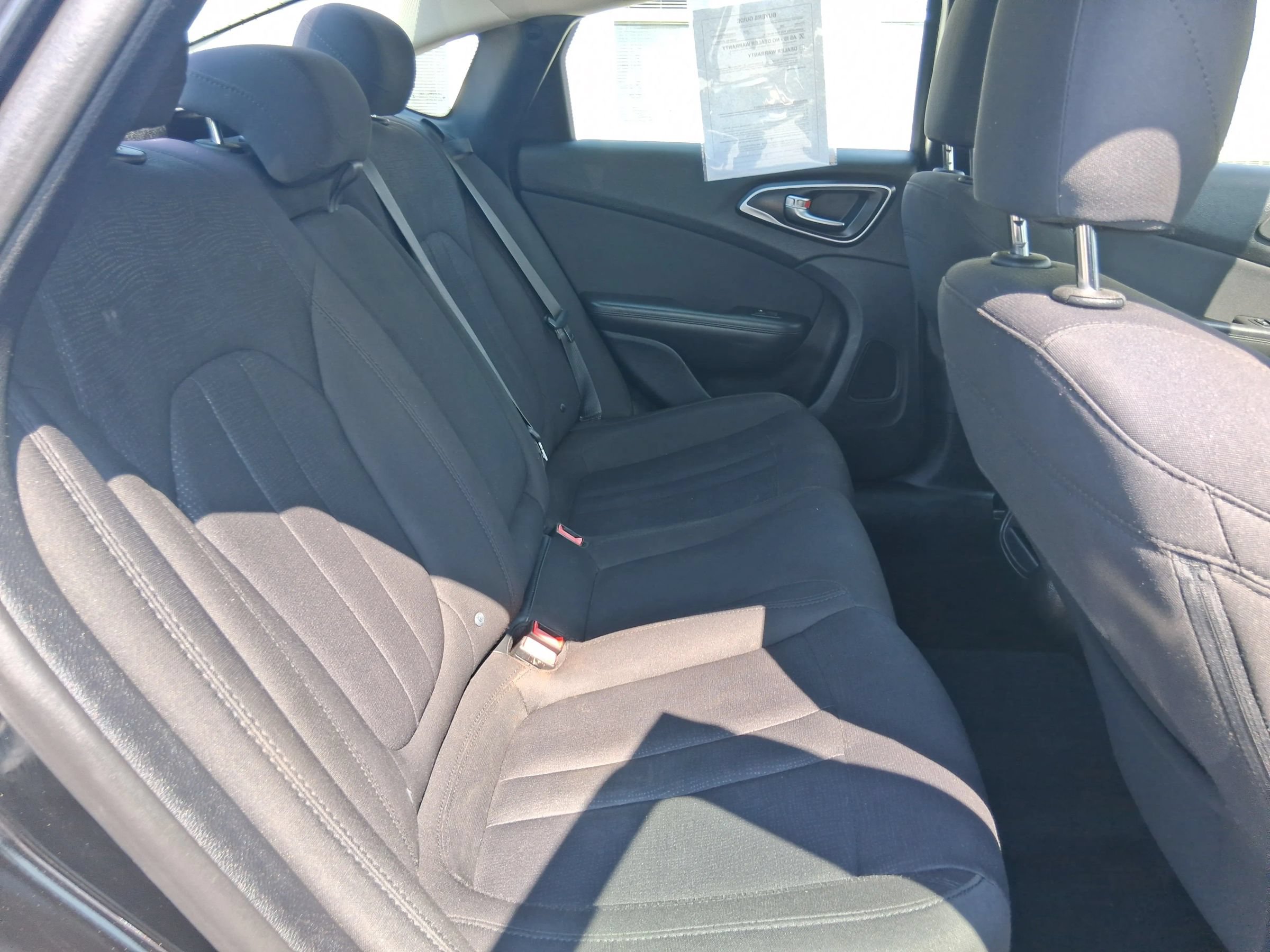 Used 2015 Chrysler 200 Limited FWD image 18