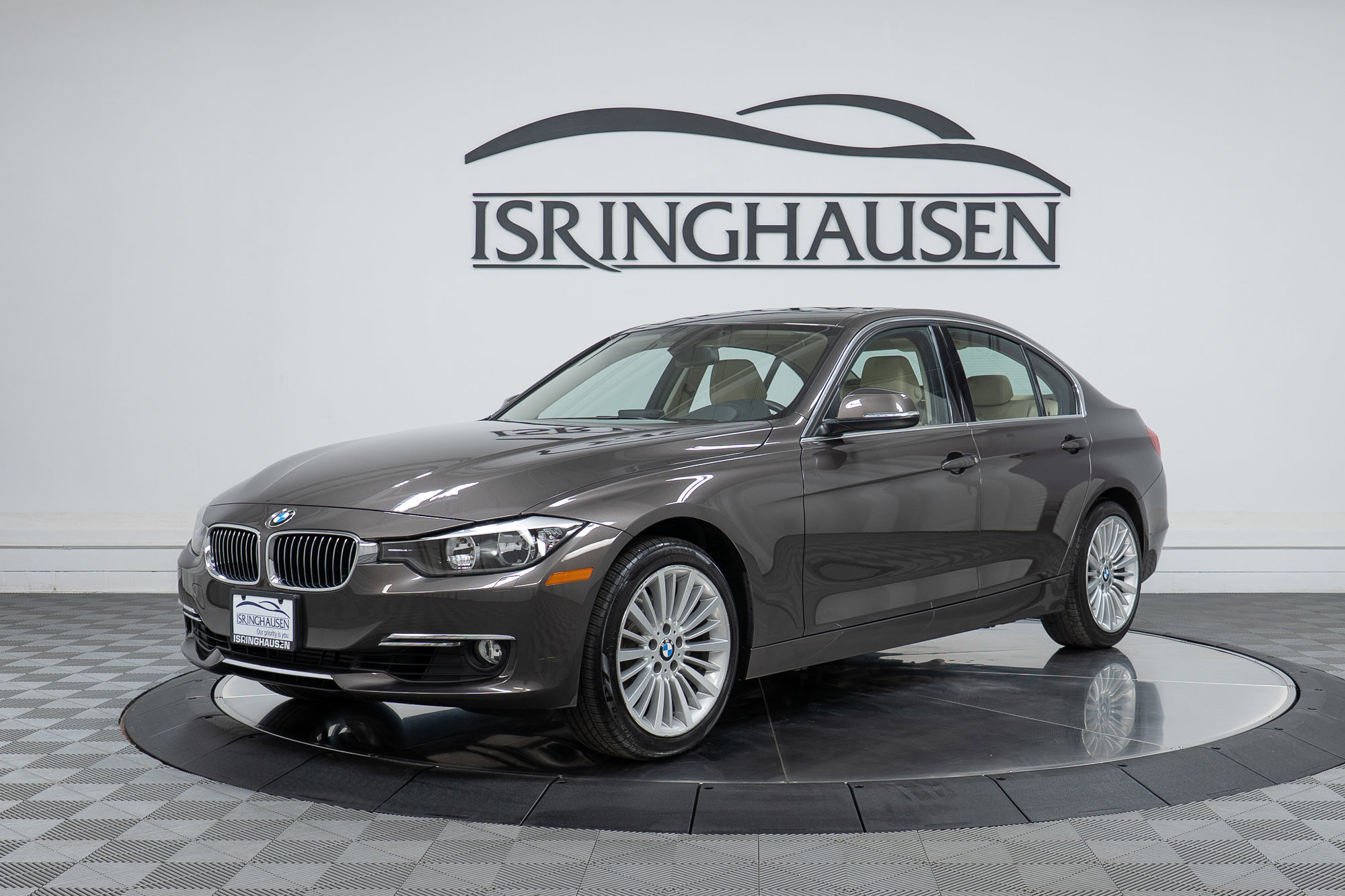 Used 2013 BMW 328i xDrive Sedan AWD/4WD image 3