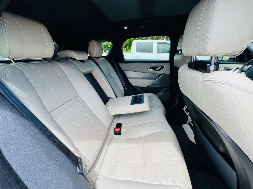 Used 2019 Land Rover Range Rover Velar R-Dynamic SE AWD/4WD image 14