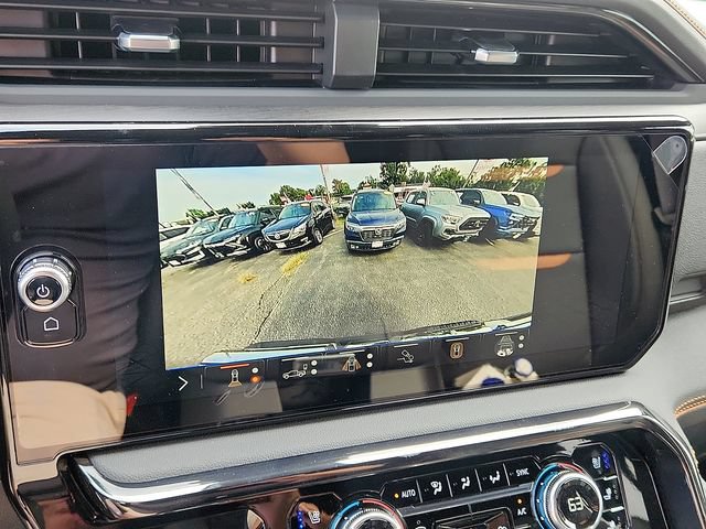 New 2026 GMC Sierra 1500 AT4 w/ Technology Package AWD/4WD image 13