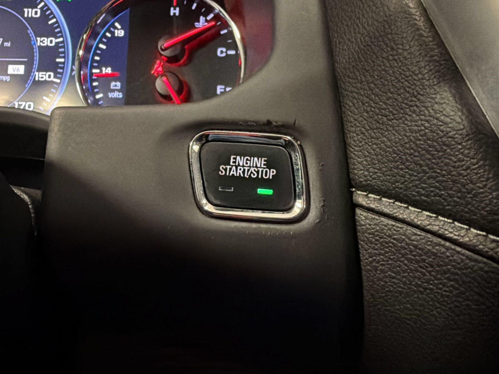 Used 2021 GMC Acadia SLT w/ Elevation Edition FWD image 16