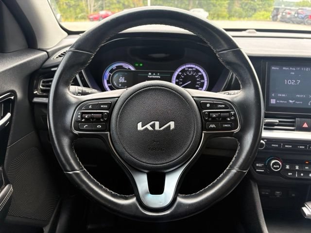 Used 2022 Kia Niro LXS FWD image 14