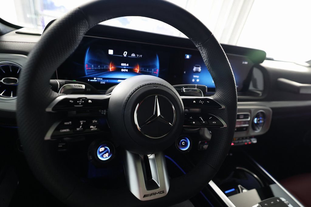 Used 2025 Mercedes-Benz G 63 AMG 4MATIC image 19