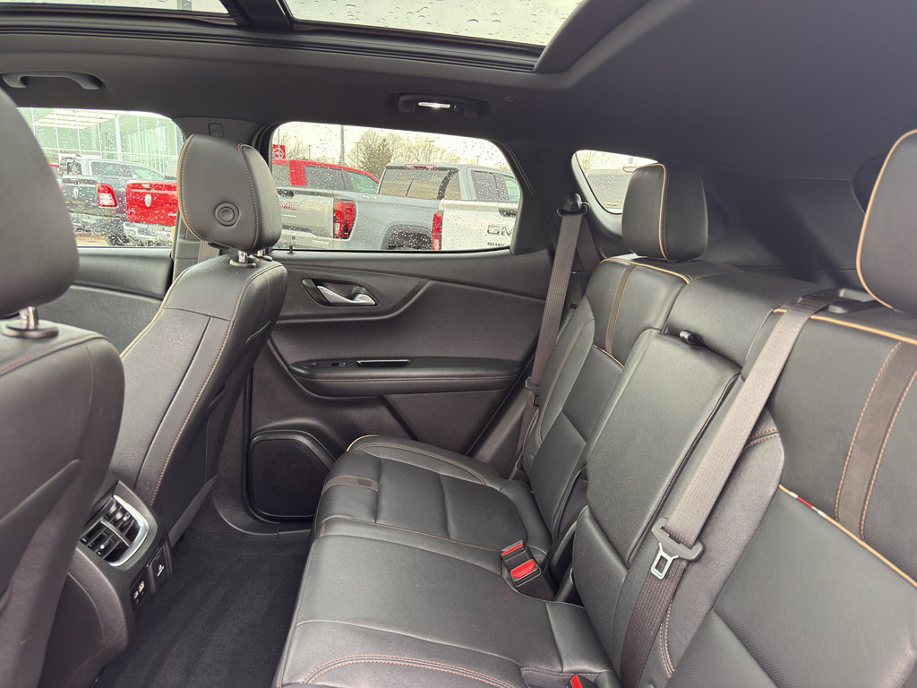 Used 2023 Chevrolet Blazer Premier w/ Driver Confidence II Package AWD/4WD image 34