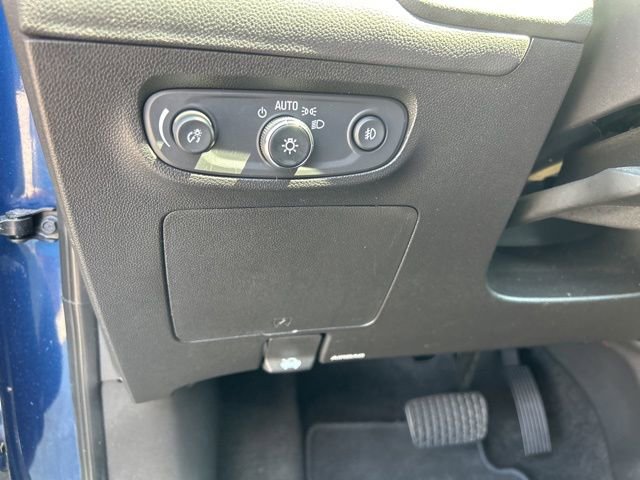 Used 2023 Buick Encore GX Preferred w/ Cold Weather Comfort Package image 17