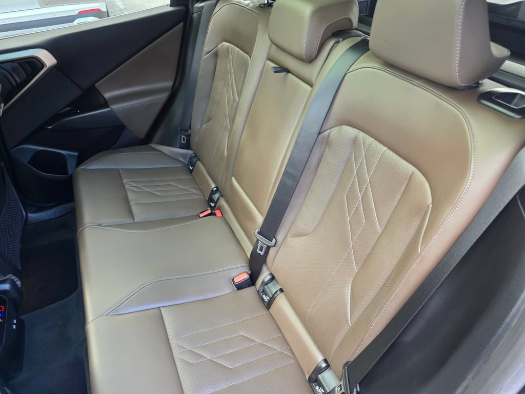 Certified 2025 BMW X3 xDrive30i w/ Convenience Package AWD/4WD image 16