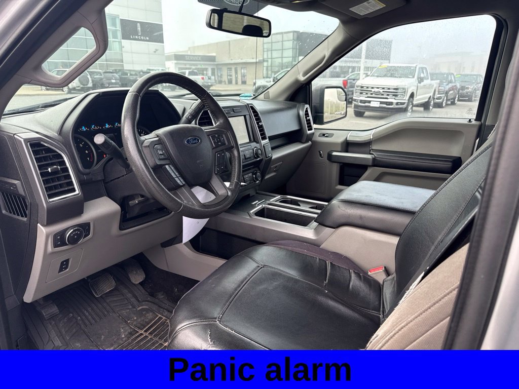 Used 2015 Ford F150 XLT w/ Equipment Group 302A Luxury AWD/4WD image 11