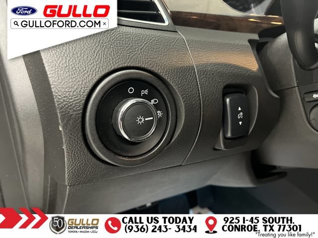 Certified 2017 Ford Taurus Limited FWD image 20