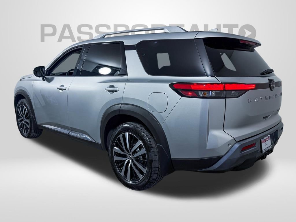 Certified 2024 Nissan Pathfinder Platinum w/ Cargo Package AWD/4WD image 5