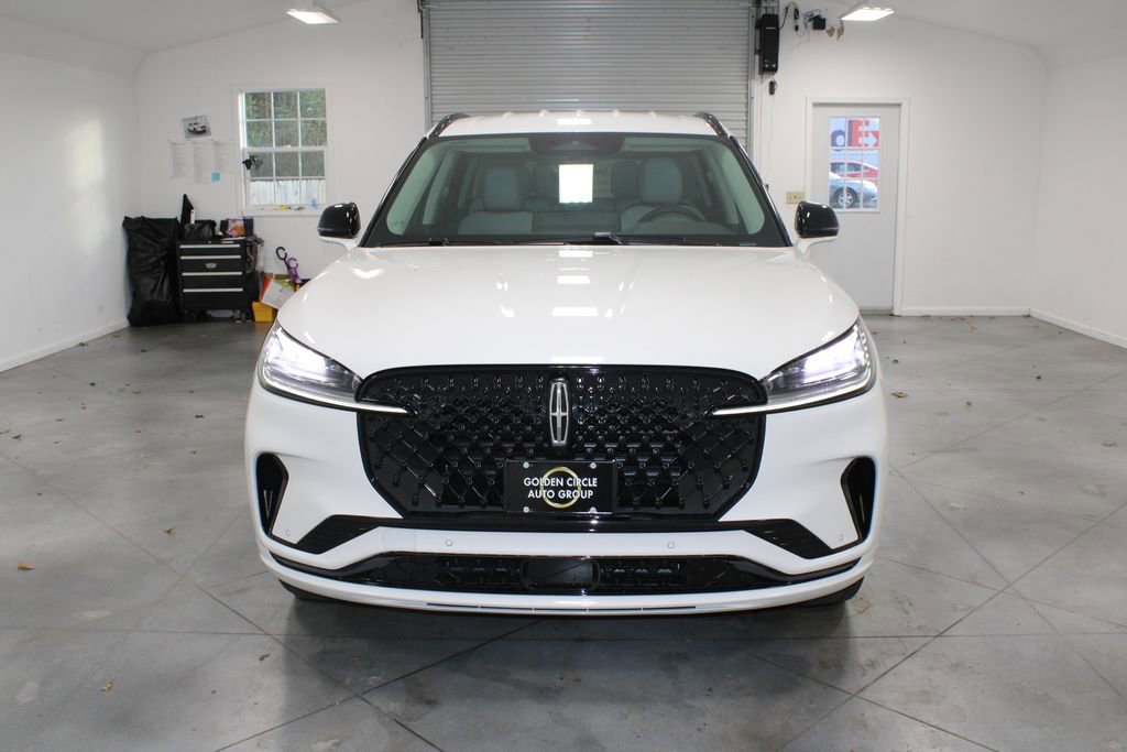 New 2026 Lincoln Aviator 2WD w/ Jet Appearance Package image 2