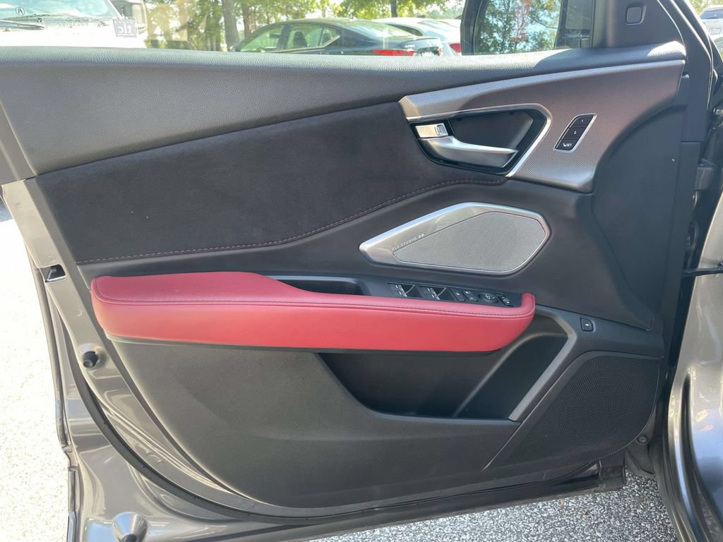 Used 2023 Acura RDX w/ Advance Package FWD image 16