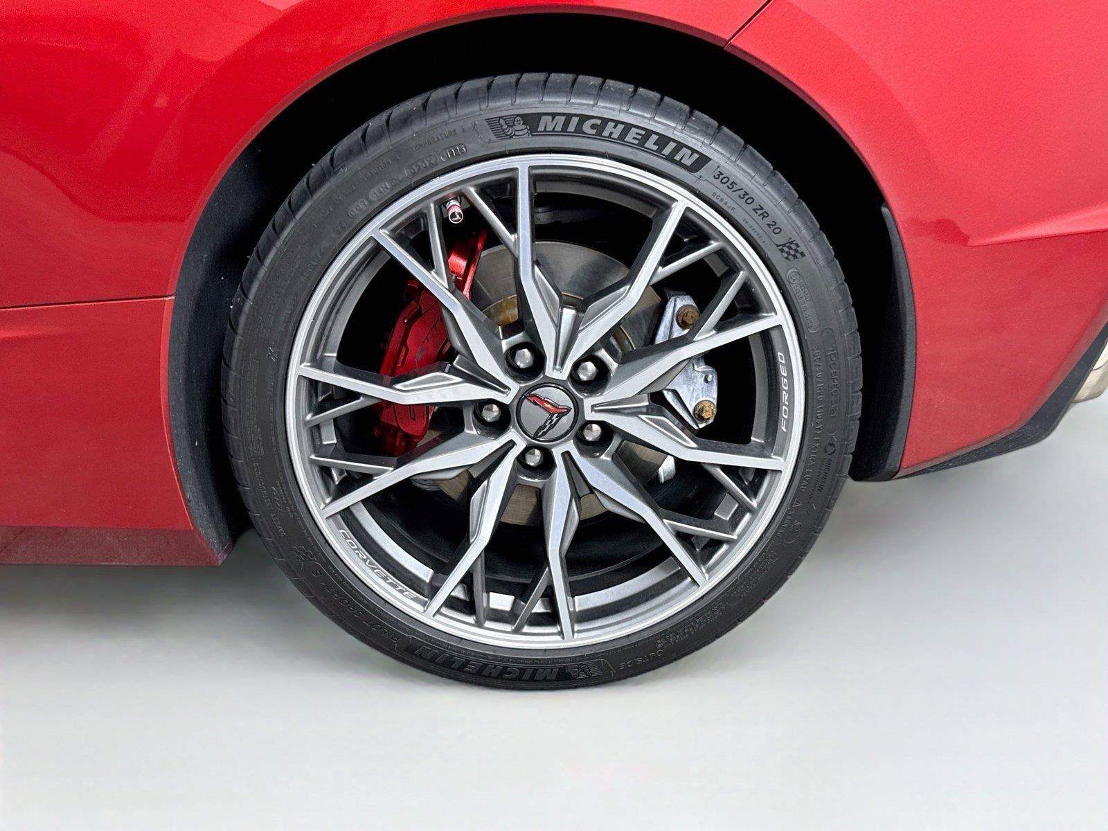 Used 2024 Chevrolet Corvette Stingray Preferred Cpe w/ Stealth Interior Trim Package RWD image 26