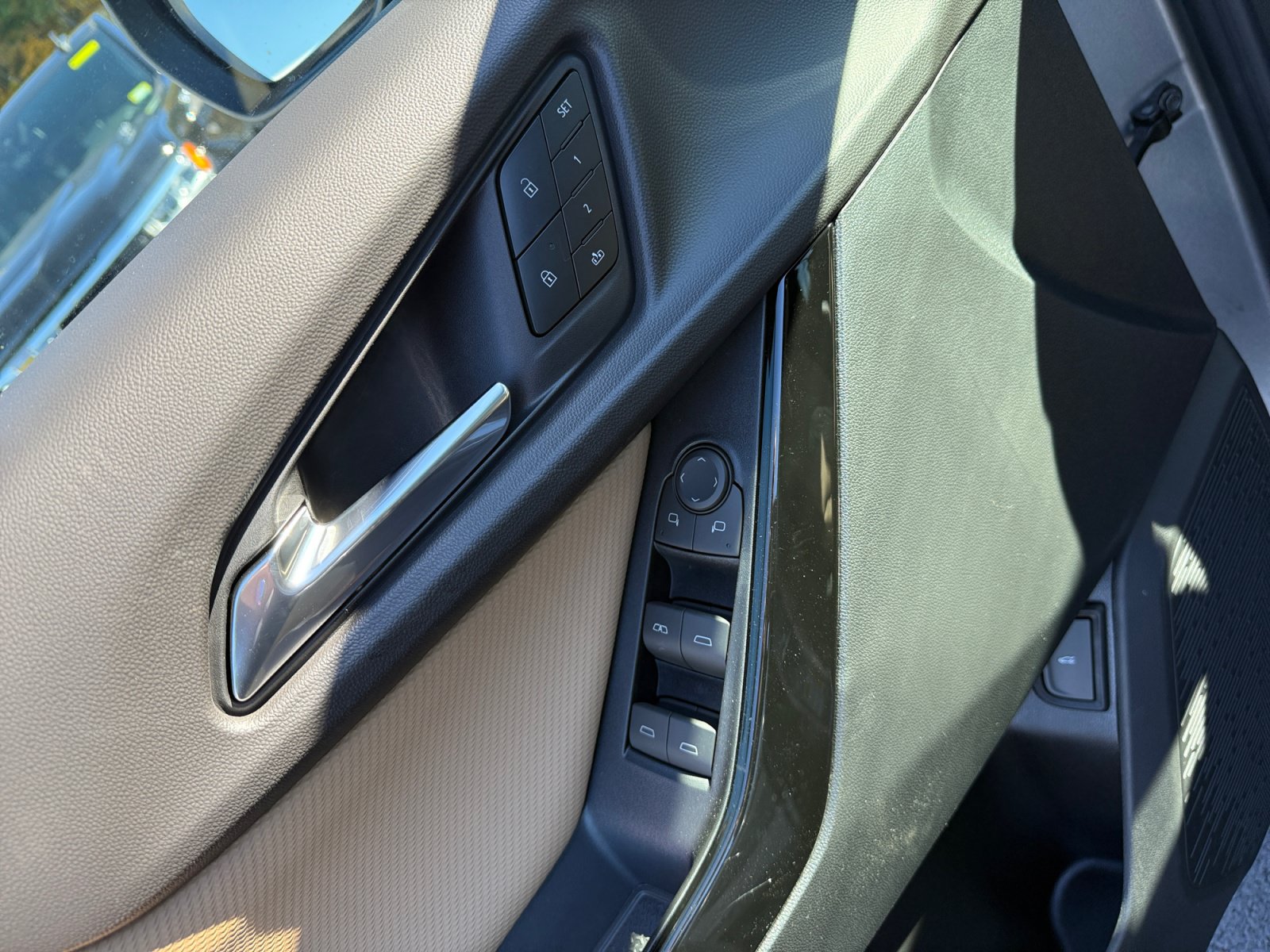 New 2027 Chevrolet Equinox ACTIV w/ Safety and Technology Package AWD/4WD image 17