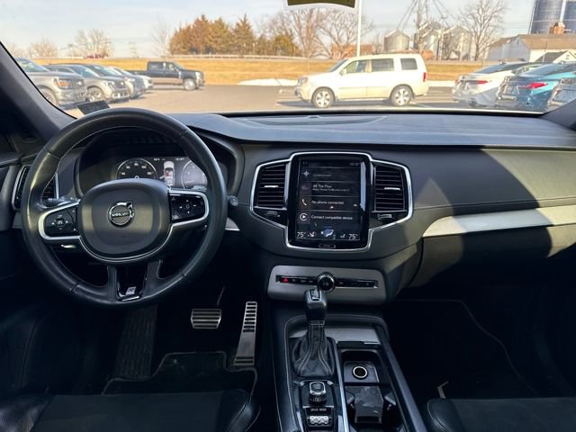 Used 2019 Volvo XC90 T5 R-Design image 13