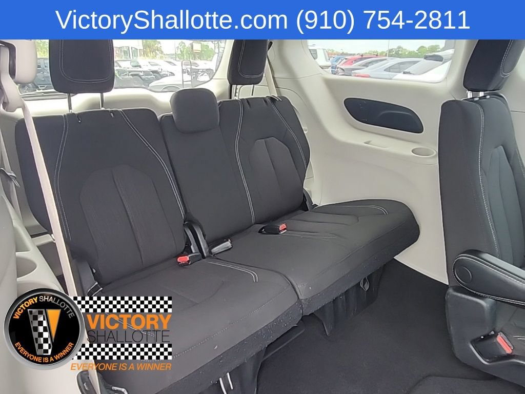 Certified 2023 Chrysler Voyager LX FWD image 33