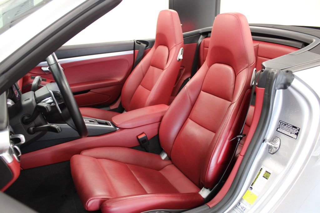 Certified 2018 Porsche 911 Turbo image 5