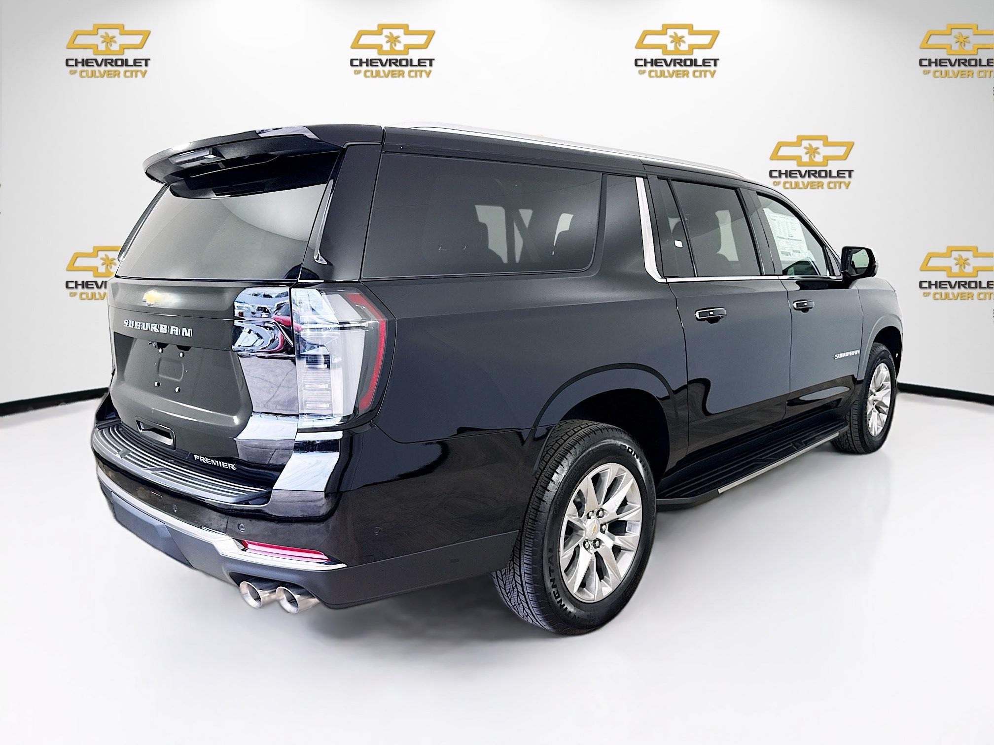 New 2026 Chevrolet Suburban Premier RWD image 8