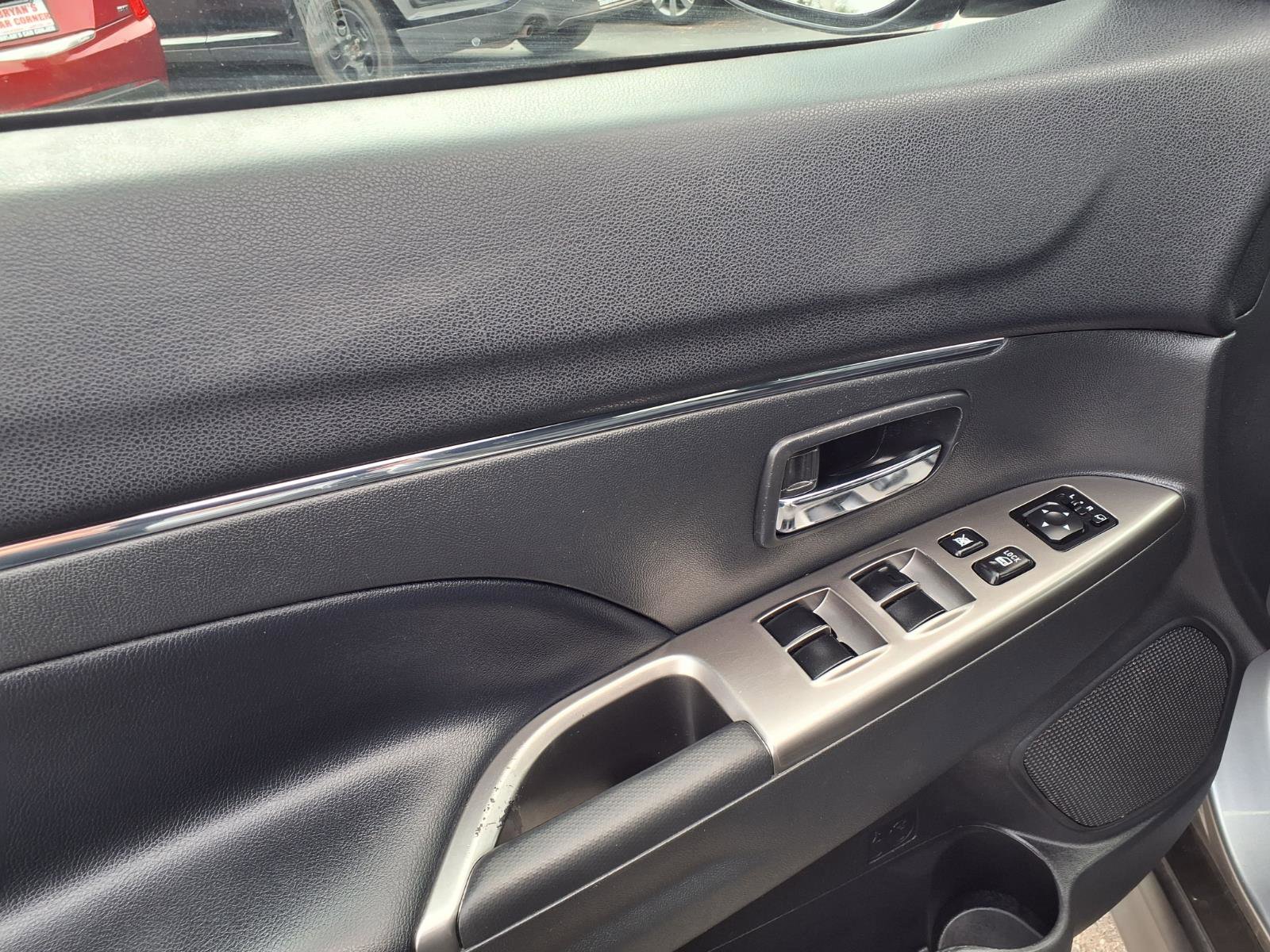 Used 2023 Mitsubishi Outlander Sport GT image 10