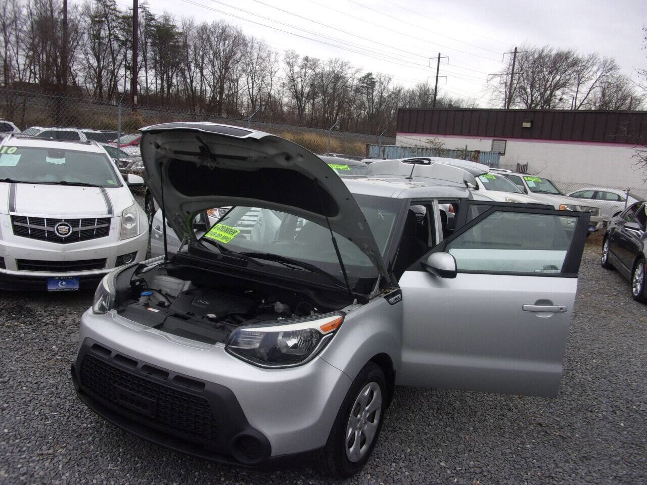 Used 2015 Kia Soul Base 4dr Crossover 6M image 10