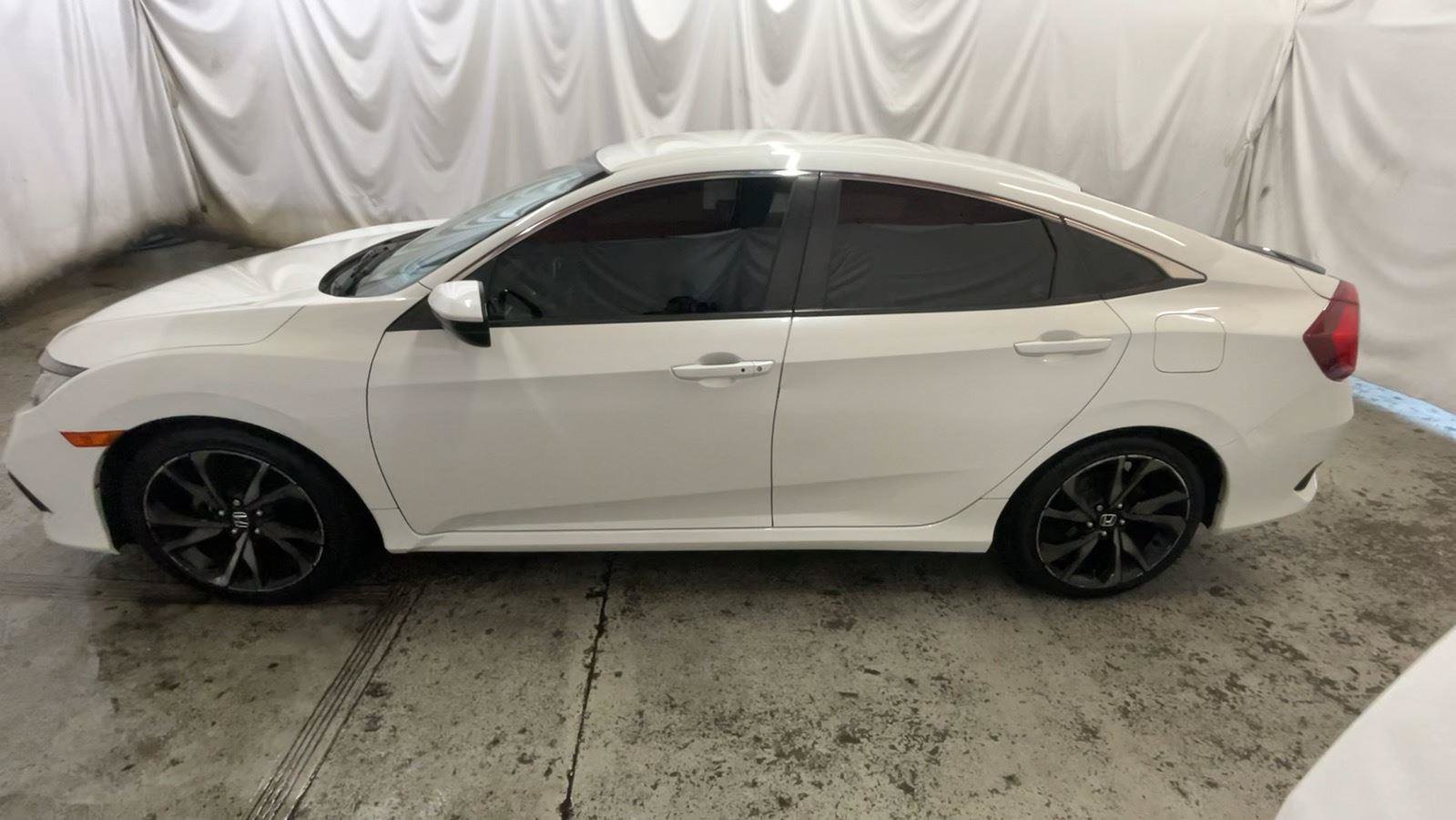 Used 2019 Honda Civic Sport image 14