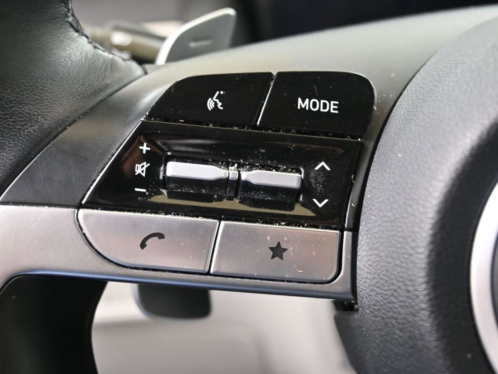 Certified 2023 Hyundai Tucson Limited w/ Winter Package image 24