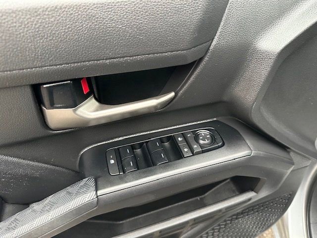 Used 2025 Toyota Tacoma TRD Sport image 13