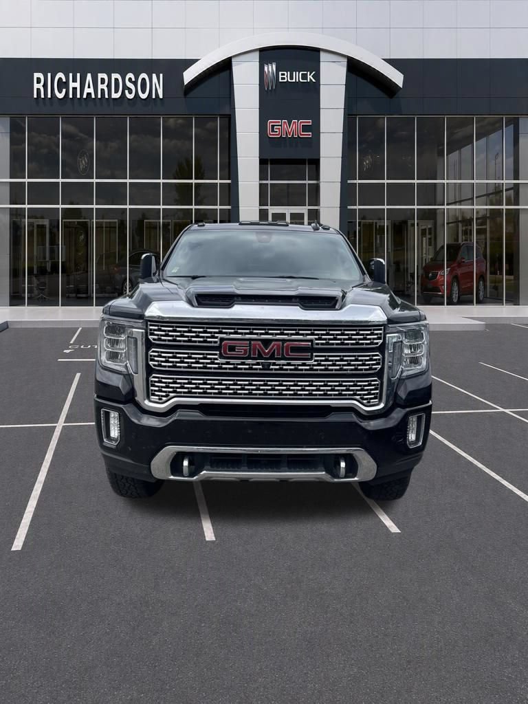 Used 2021 GMC Sierra 2500 Denali w/ Denali Black Diamond Edition AWD/4WD image 13