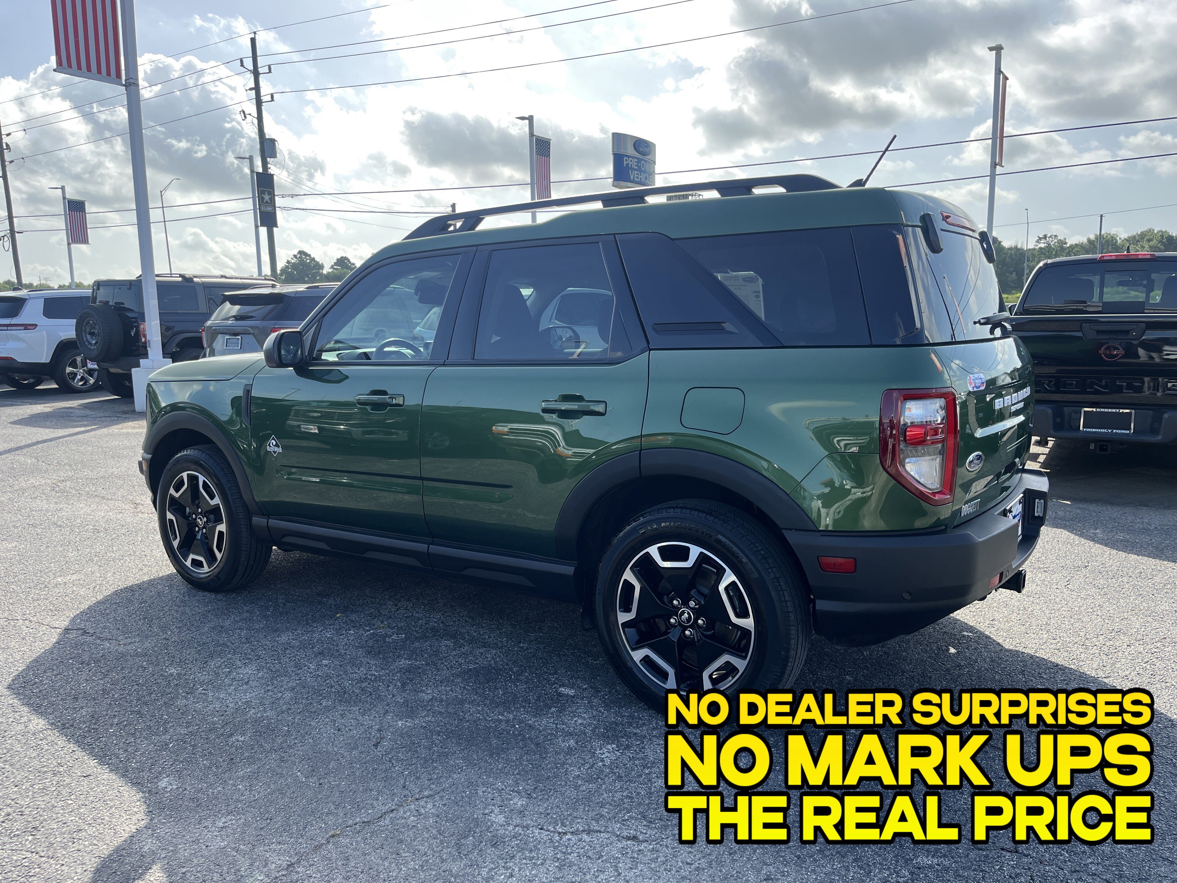 Used 2023 Ford Bronco Sport Outer Banks w/ Tech Package AWD/4WD image 6