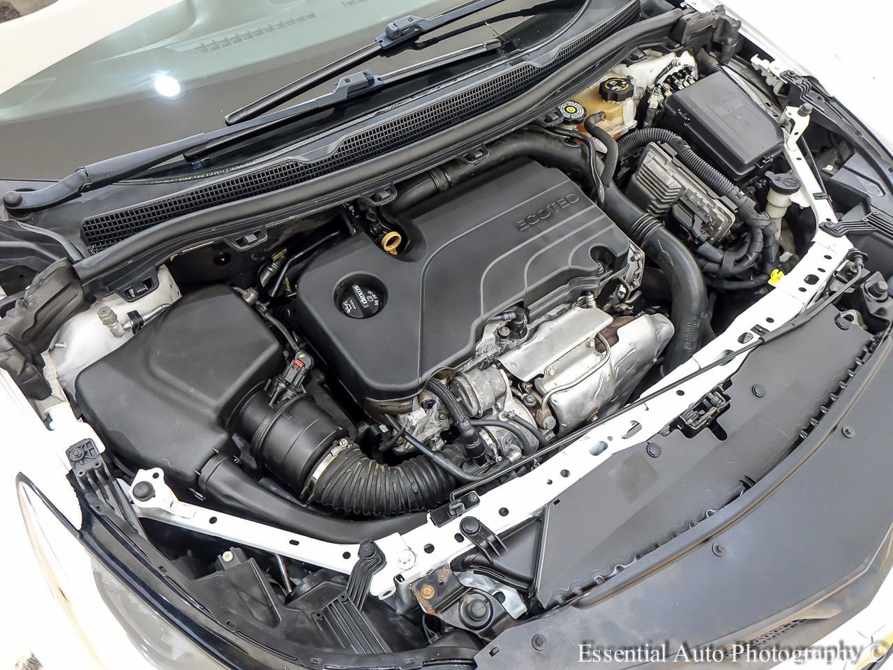 Used 2019 Chevrolet Cruze LS w/ LS Convenience Package FWD image 32