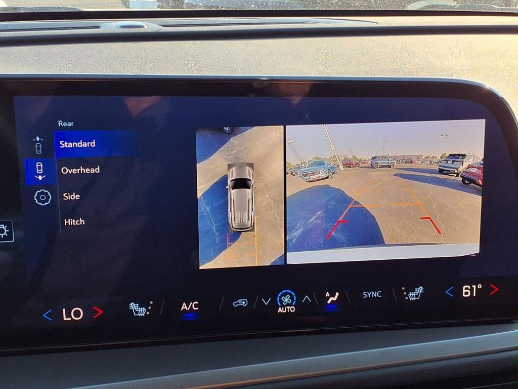 New 2025 Chevrolet Traverse LT w/ Midnight/Sport Edition image 15