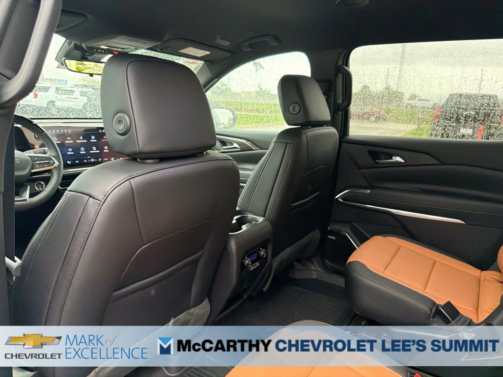 New 2027 Chevrolet Traverse Z71 w/ Enhanced Driving Package AWD/4WD image 17
