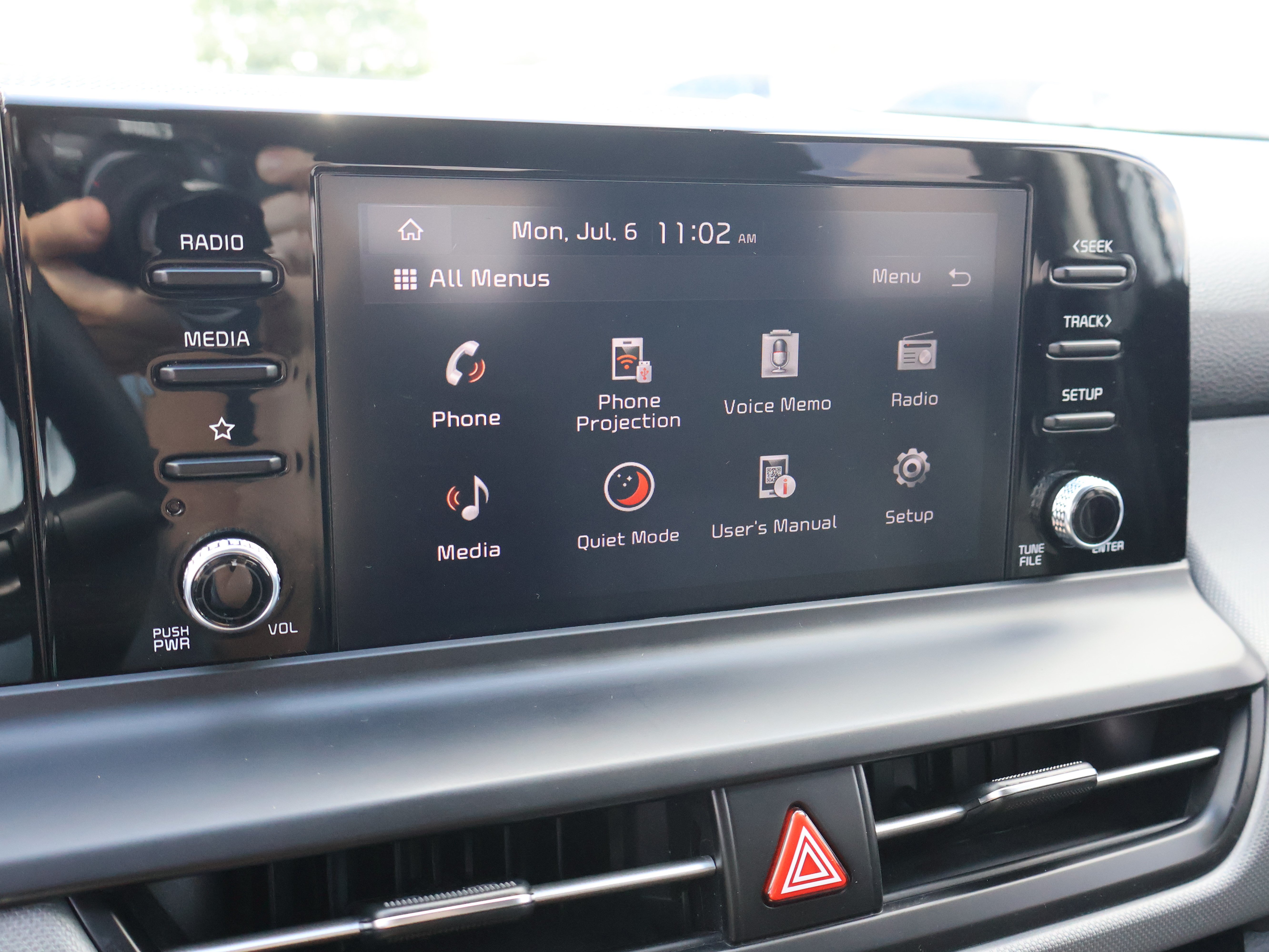 Used 2024 Kia Seltos LX AWD/4WD image 30