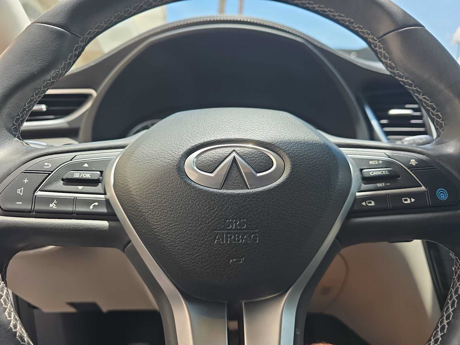 Used 2023 INFINITI QX50 Luxe FWD image 24